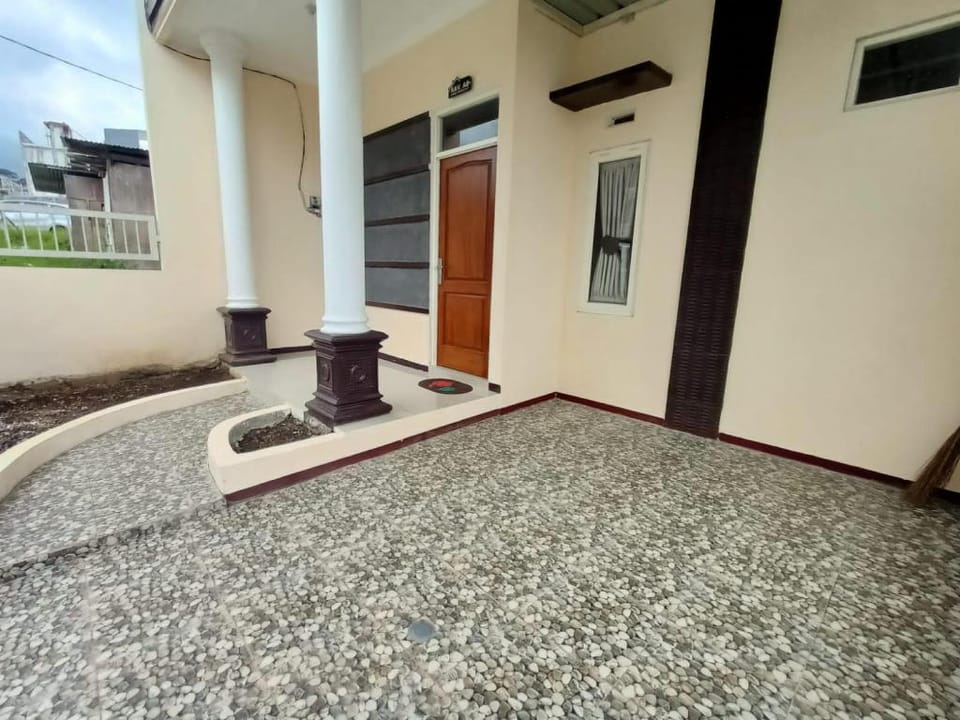 Villa kobien near by batu night spectacular BNS Villa in Batu
