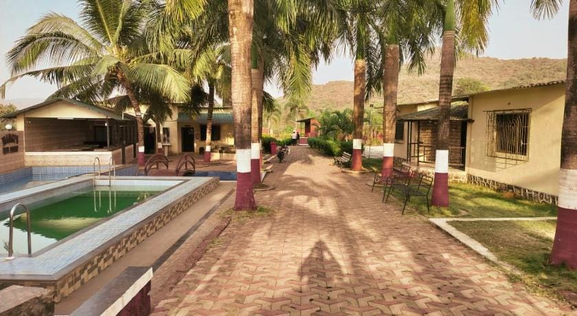 Nargis Farm Resort Farm Stay in Maharashtra