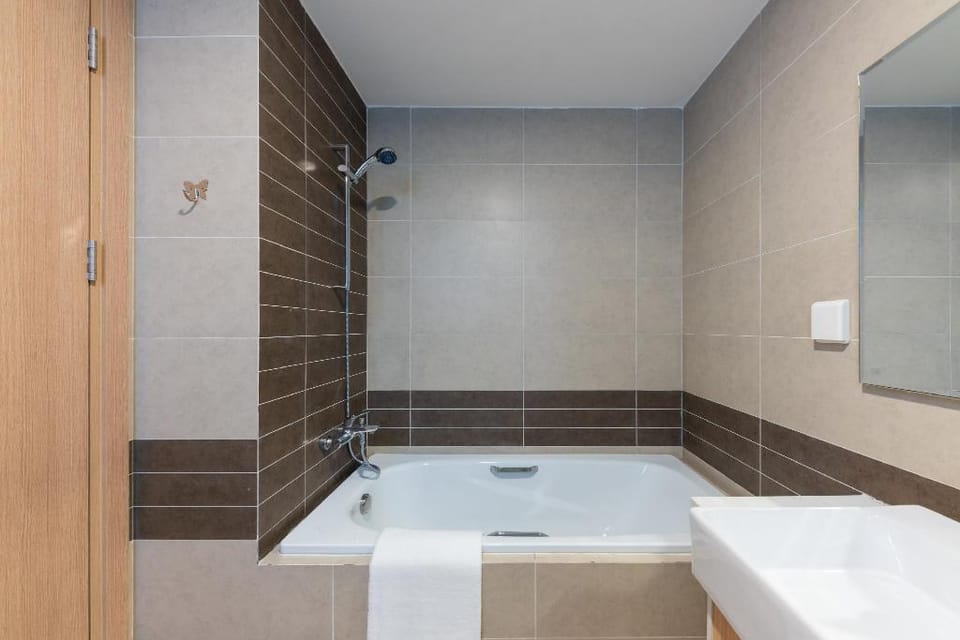 Homet Saigon - RiverGate Apartment in Ho Chi Minh City