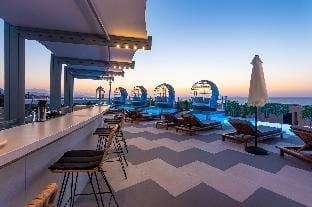 Onira Suite Dreams Apartment in Crete