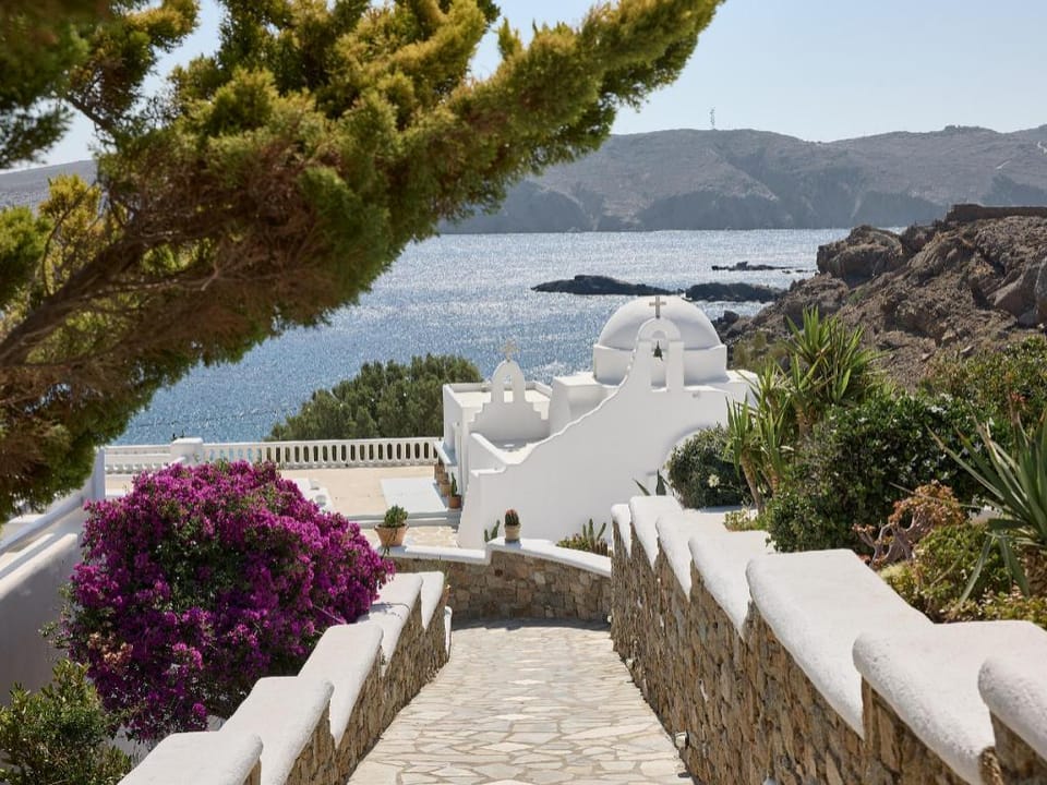 Mykonos Lolita, A Grecotel Resort to Live Hotel in Mykonos, Mikonos 846 00, Greece