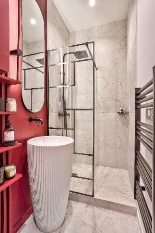 NEW! Eiffel Tour Splendid 2BR apt in Paris Vacation rental in Paris