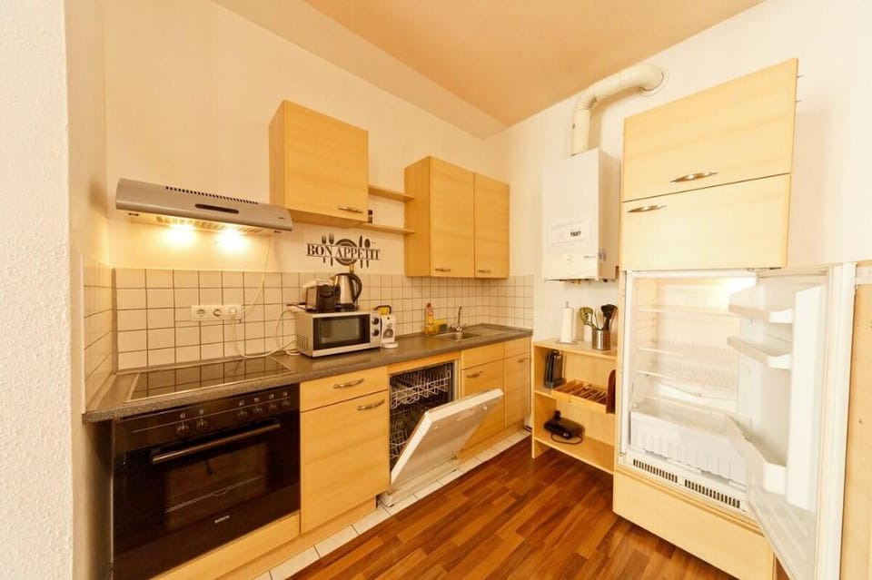 Apartment No. 3 near Vienna Schönbrunn Westbahnhof Apartment in Vienna