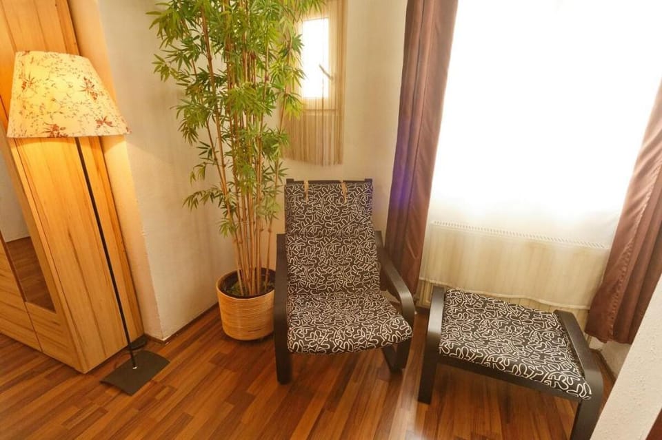 Apartment No. 3 near Vienna Schönbrunn Westbahnhof Apartment in Vienna