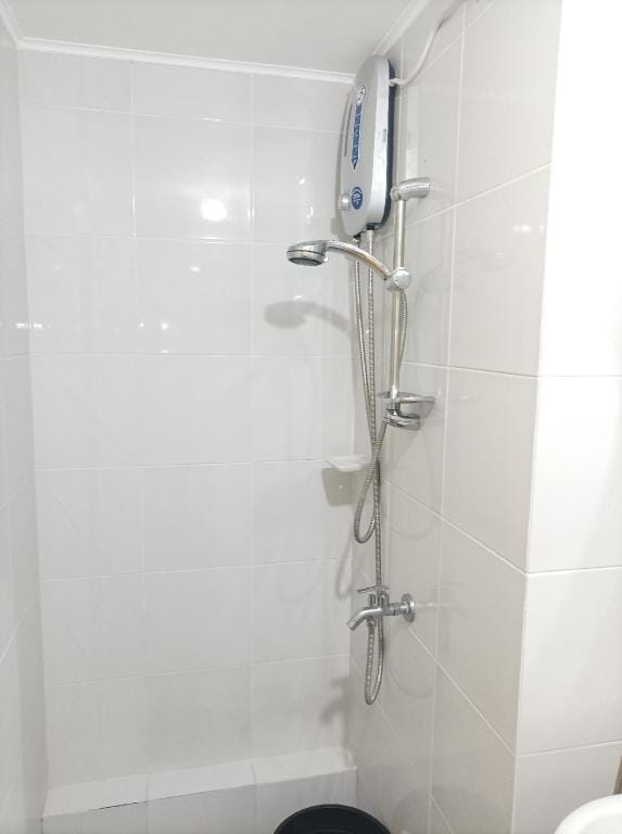 Lovely 2 bedroom condo with pool access and gym  Apartment in Davao City