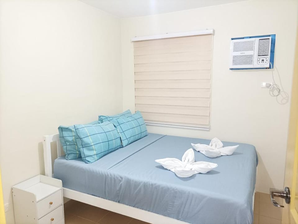 Lovely 2 bedroom condo with pool access and gym  Apartment in Davao City