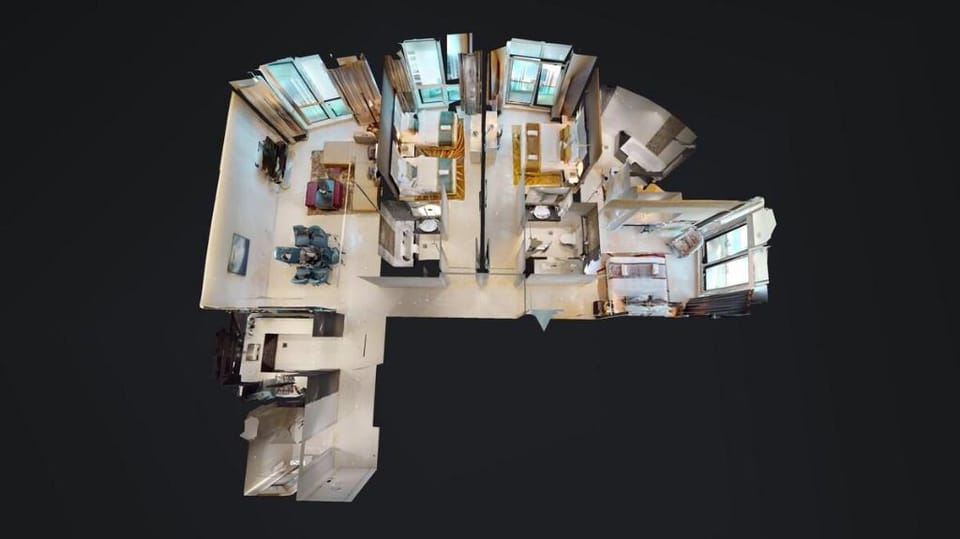 Modern Sophisticated 3BR  in Upper Crest Downtown Apartment in Dubai