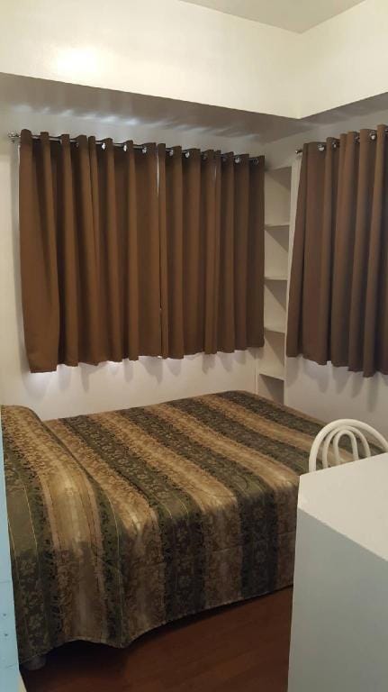 Two bedroom heart in Makati  Apartment in Makati