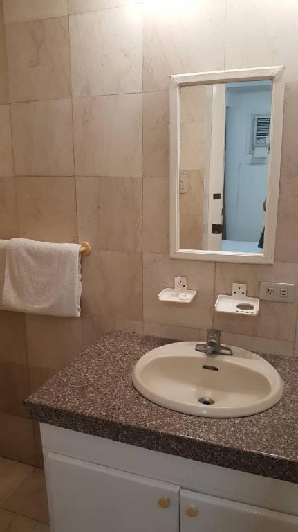 Two bedroom heart in Makati  Apartment in Makati
