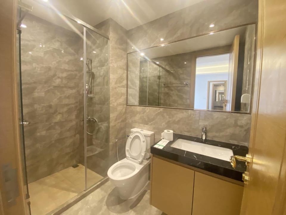 R&F 2R2B SeaView Luxury Homestay By [TREX] Apartment in Johor Bahru