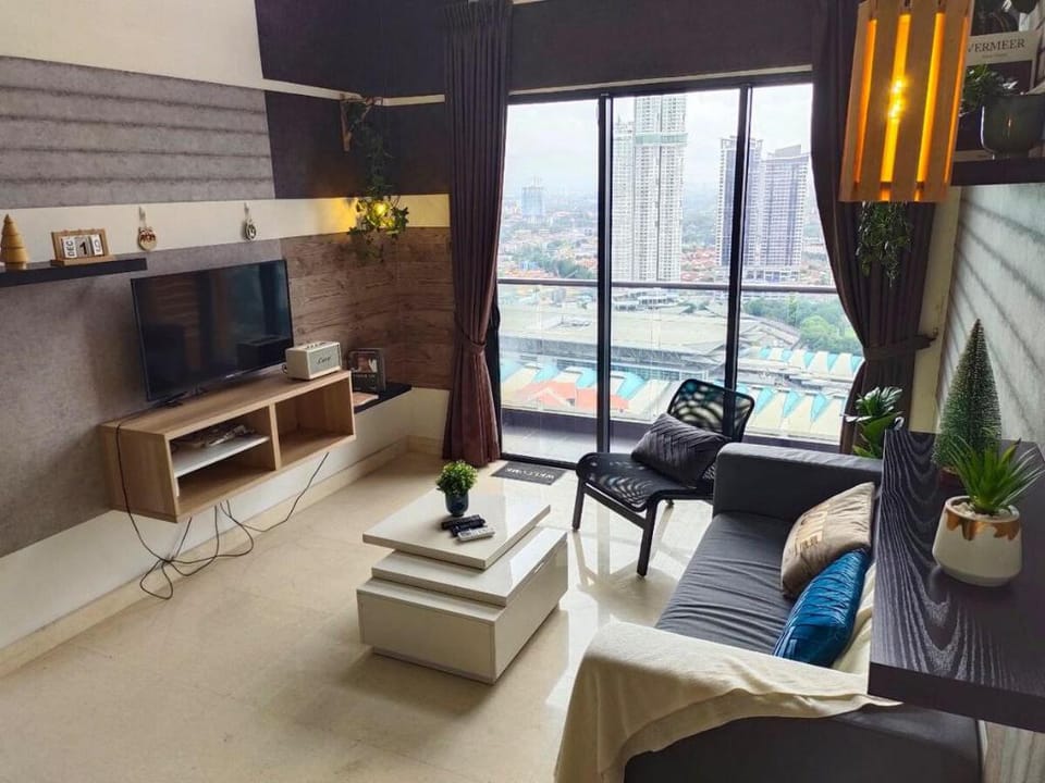 Duplex City View @ V Summer Near CIQ R&F 6-11 pax Vacation rental in Johor Bahru