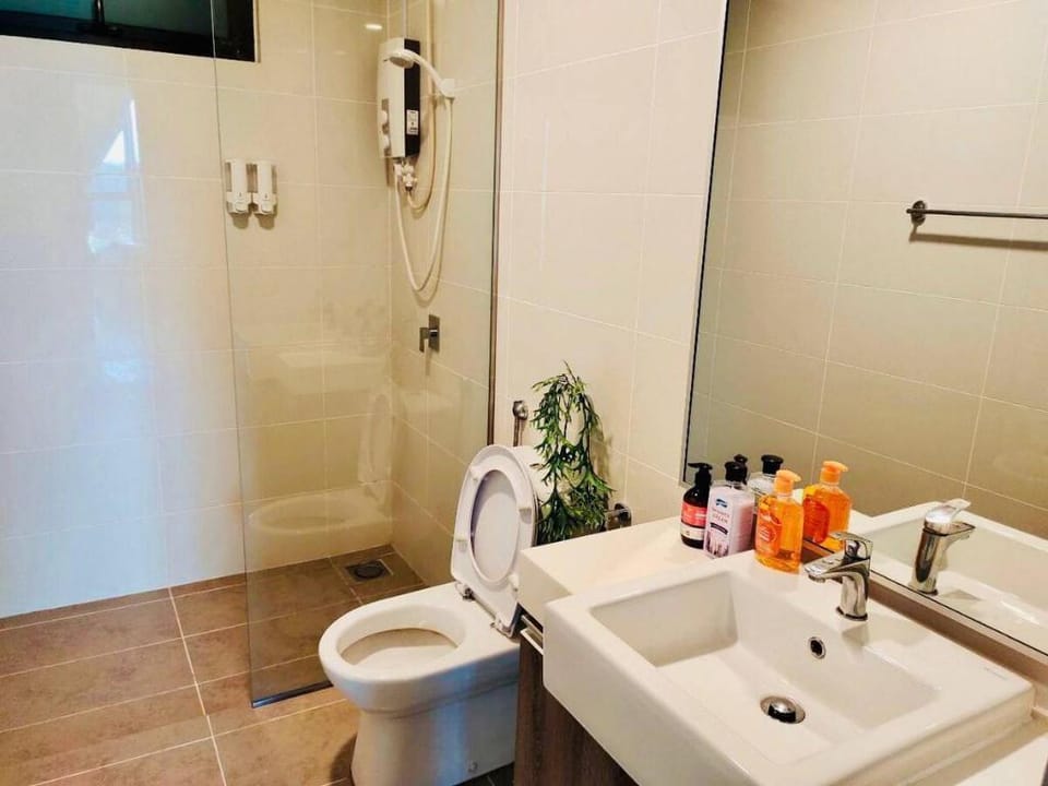 Modern Style Apartment @JB Mosaic 2Bedroom 6-12pax Vacation rental in Johor Bahru
