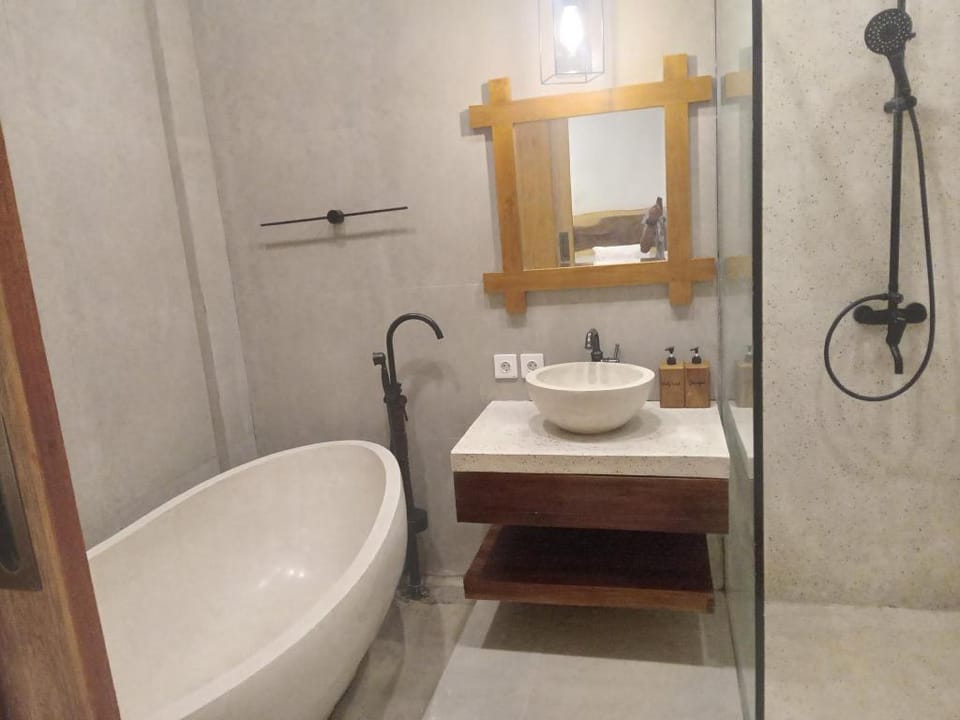 Kintsugi Private Villa Mandalika Villa in Pujut