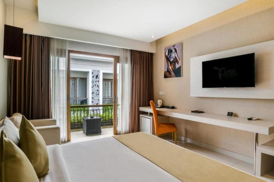 Adore 1 BR Deluxe Pool View W/Share Pool Y015 Vacation rental in North Kuta