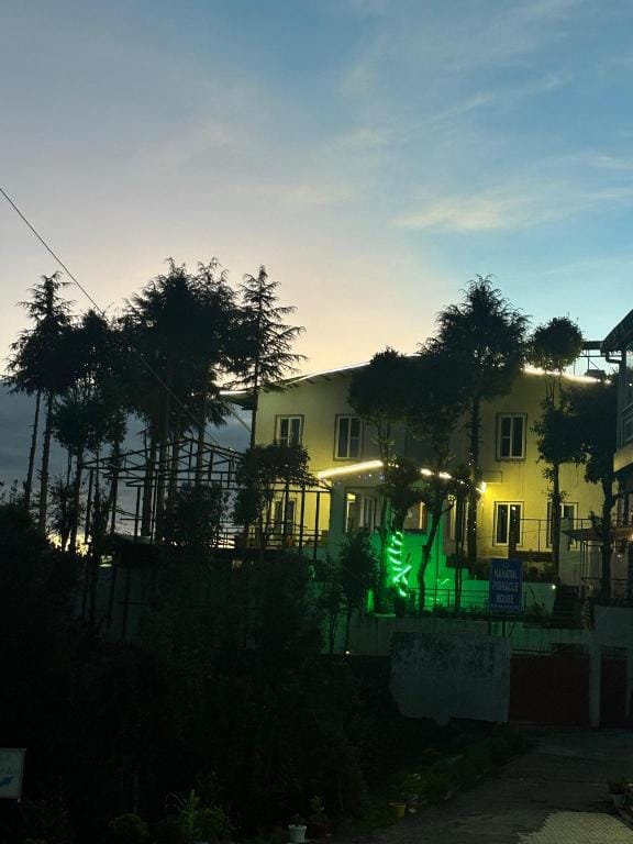 KanatalPinnacleHouse Hotel in Uttarakhand