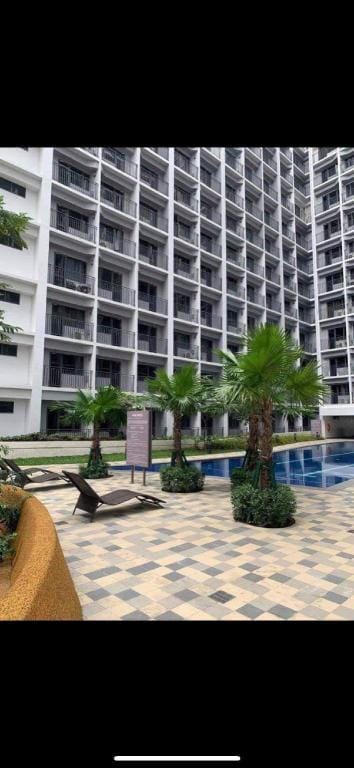 One room flat at Shore 2 Residences, Mall of Asia Apartment in Pasay