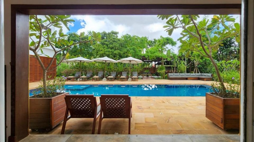 Villa Leakhena - Colonial Style 12 Bedrooms Villa Villa in Krong Siem Reap
