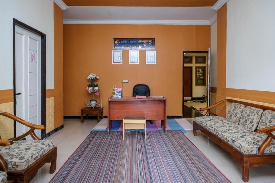 RedDoorz Syariah near Gardu Pandang Dieng Hotel in Indonesia