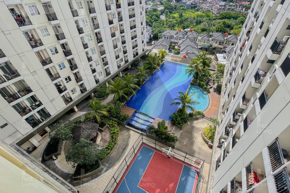 Redliving Apartemen Cinere resort - Gold Room Hotel in South Jakarta City