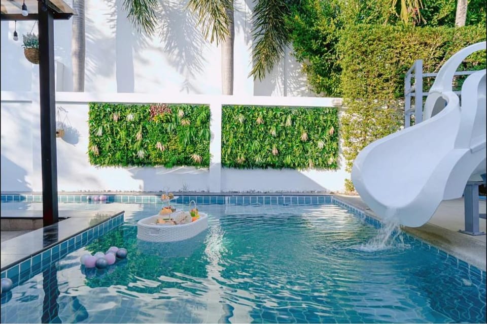 Cosy Jacuzzi 4BR Pool Villa - VVP31.2 (Jomtien) Villa in Pattaya City