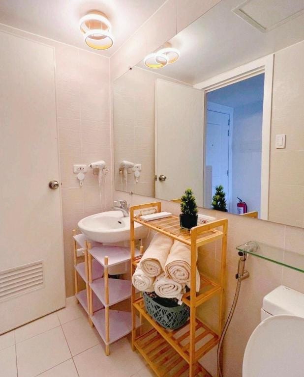 Gbu’s Studio unit at Azure North Vacation rental in Calabarzon