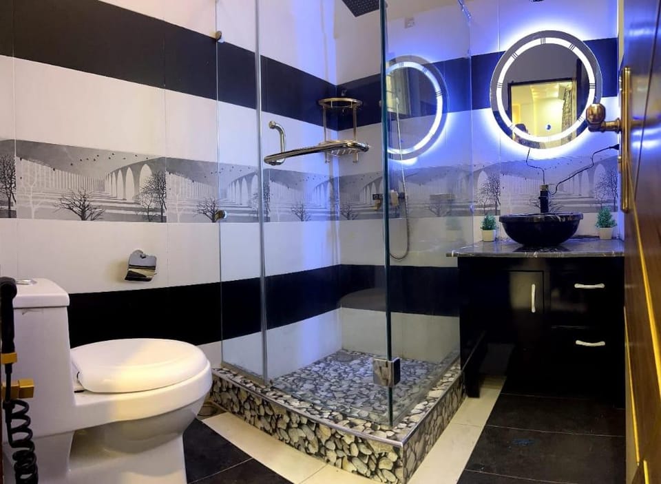 Luxury One Bed Apartment Apartment in Lahore