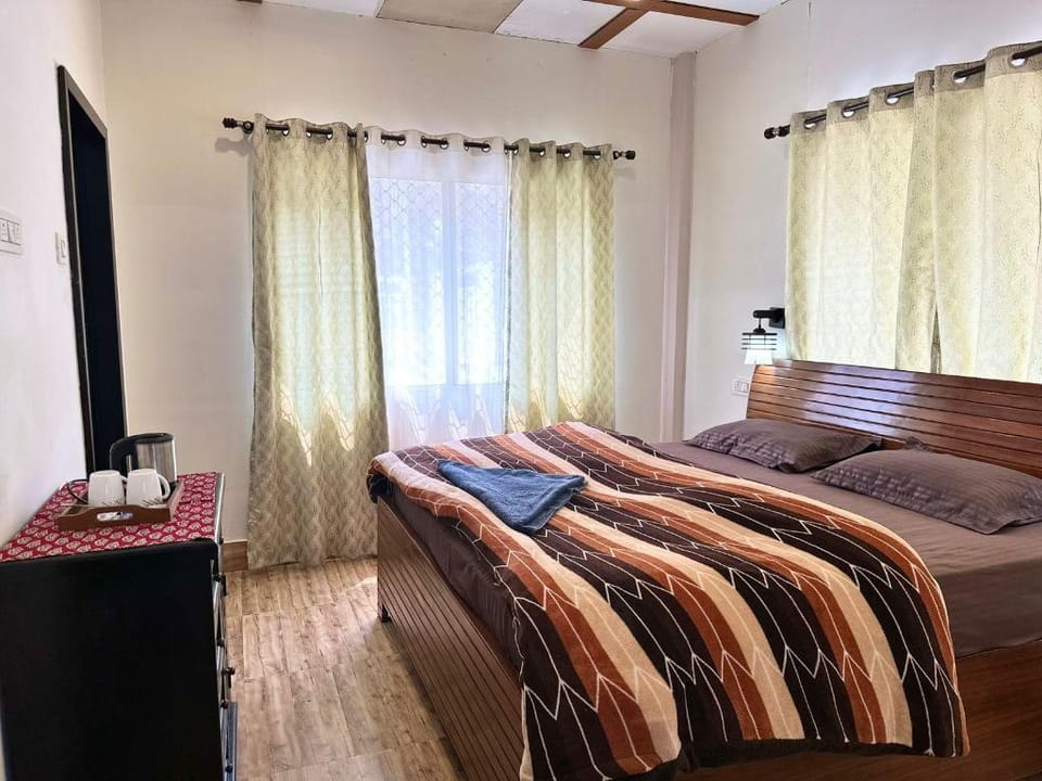 Atulya Neer Cottages Hotel in Uttarakhand