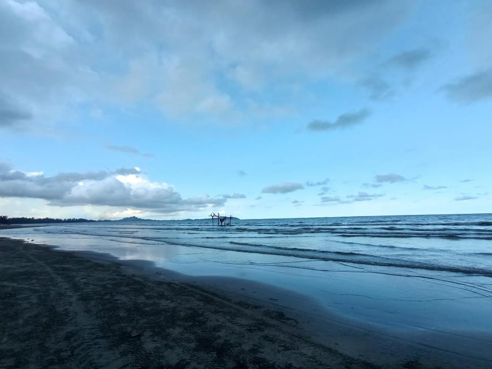 Seafront+WaterThemePark-Netflix-SwissGarden 2BR_L2 Apartment in Terengganu, Malaysia