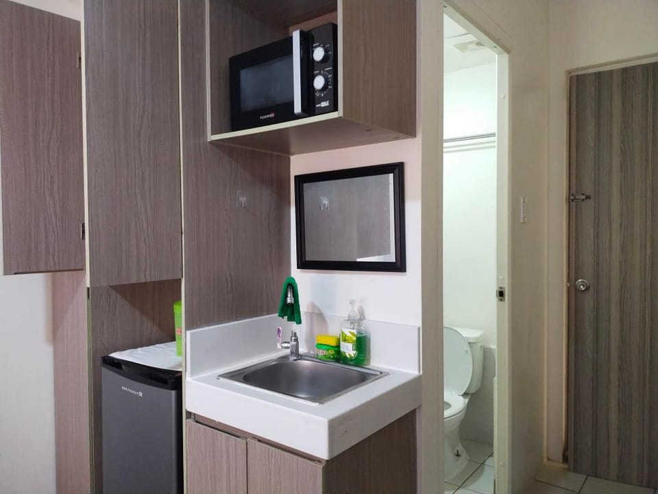 affordable staycation in mandaluyong Apartment in Mandaluyong