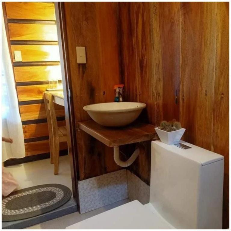 Callie's Guest House  Apartment in General Luna