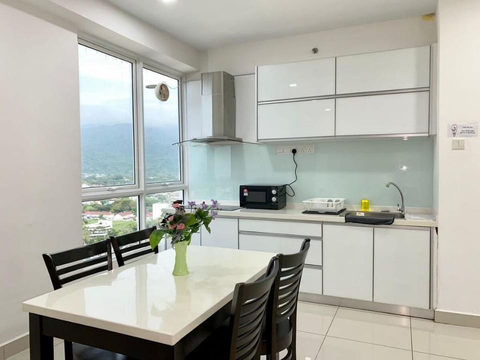 Hakuna Matata@Mansion One Georgetown Apartment in George Town
