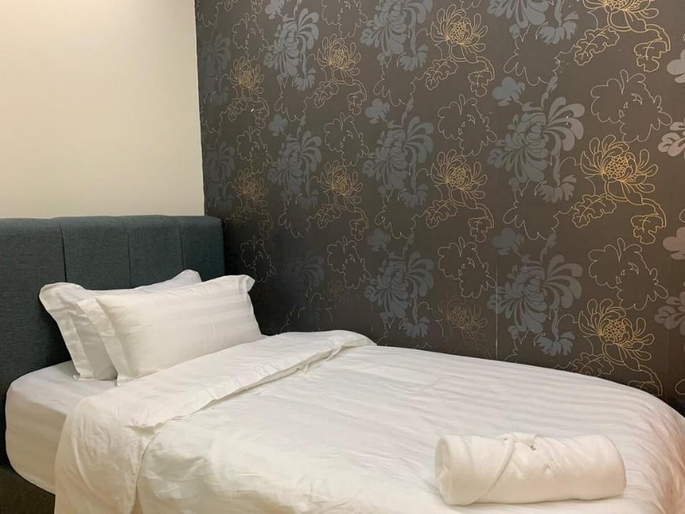 Mont Kiara Publika 2Br Hot Tub MITEC@5 mins Vacation rental in Federal Territory of Kuala Lumpur