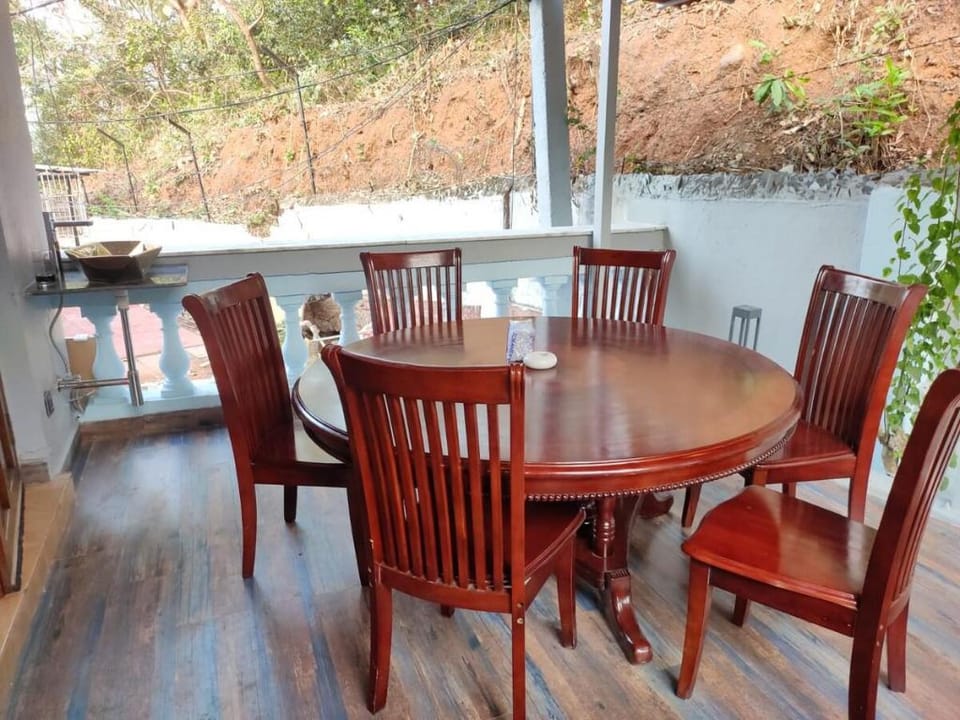 Case Da Floresta 3-Lux Jacuzzi #Pool #WiFi #BBQ Villa in Goa, India