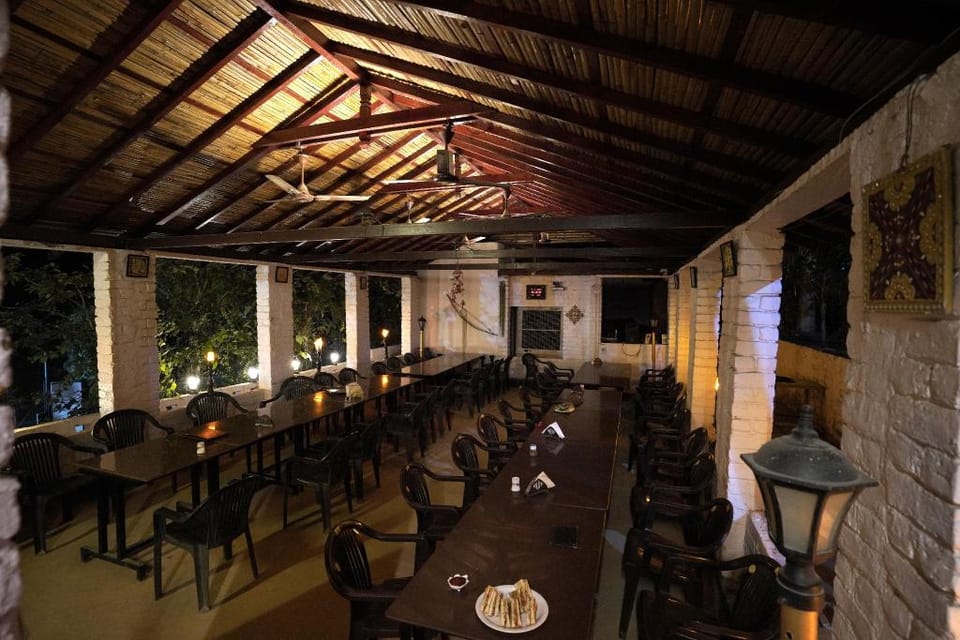 Vyomanh Home Stay Udaipur Hotel in Gujarat