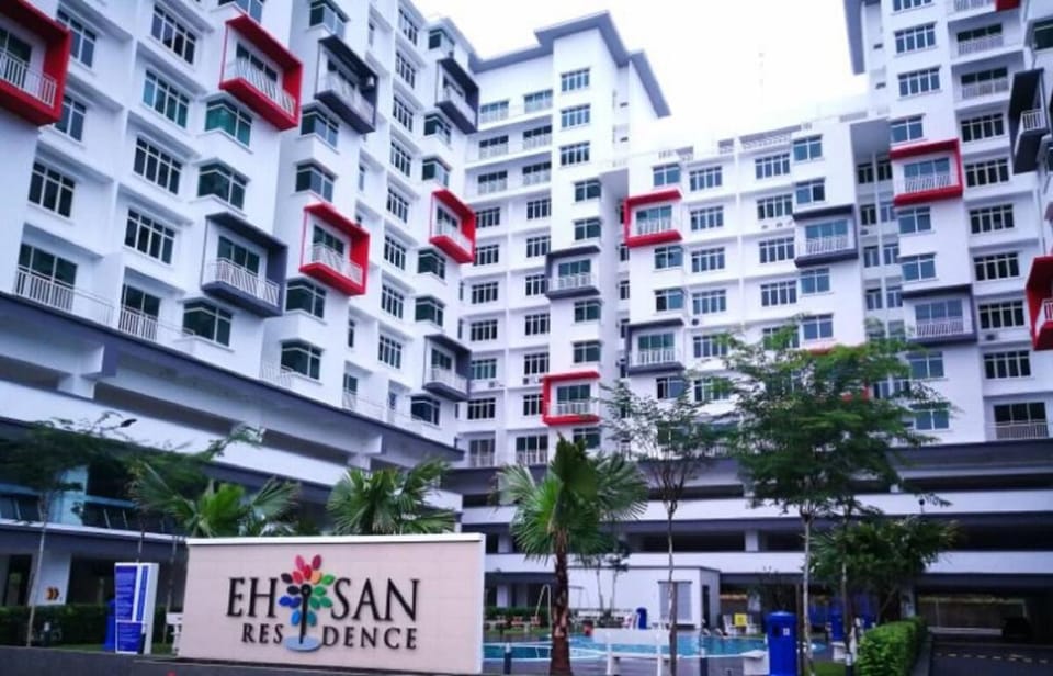 KLIA Ehsan Nilai Greenery View Family Suite Apartment in Negeri Sembilan, Malaysia