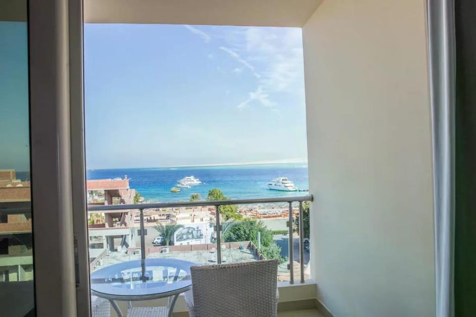 SUPERIOR SUITE WITH SEA VIEW 218 Apartment in Hurghada