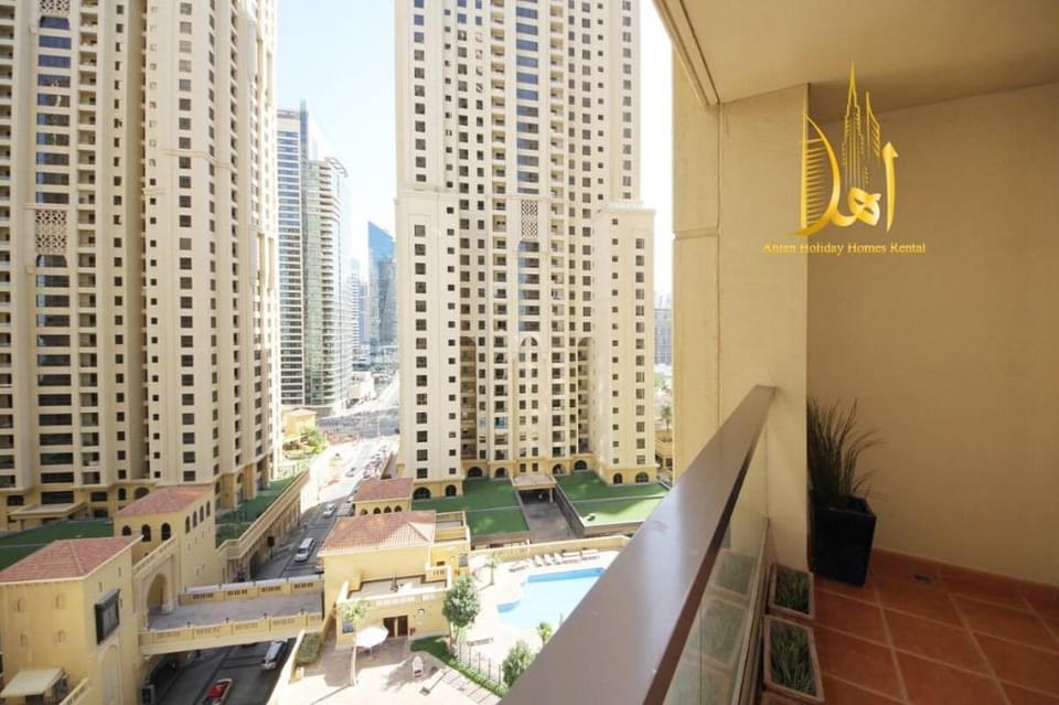 Spacious 1 BR Near Beach | Rimal 2 | JBR Apartment in Dubai