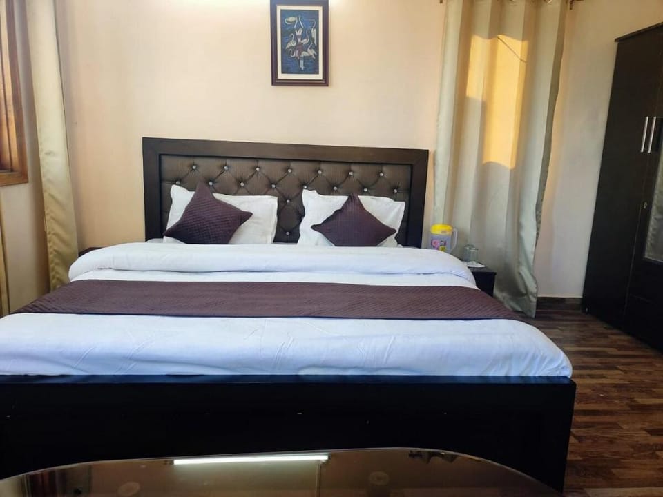 Alpine Holiday Home Vacation rental in Shimla