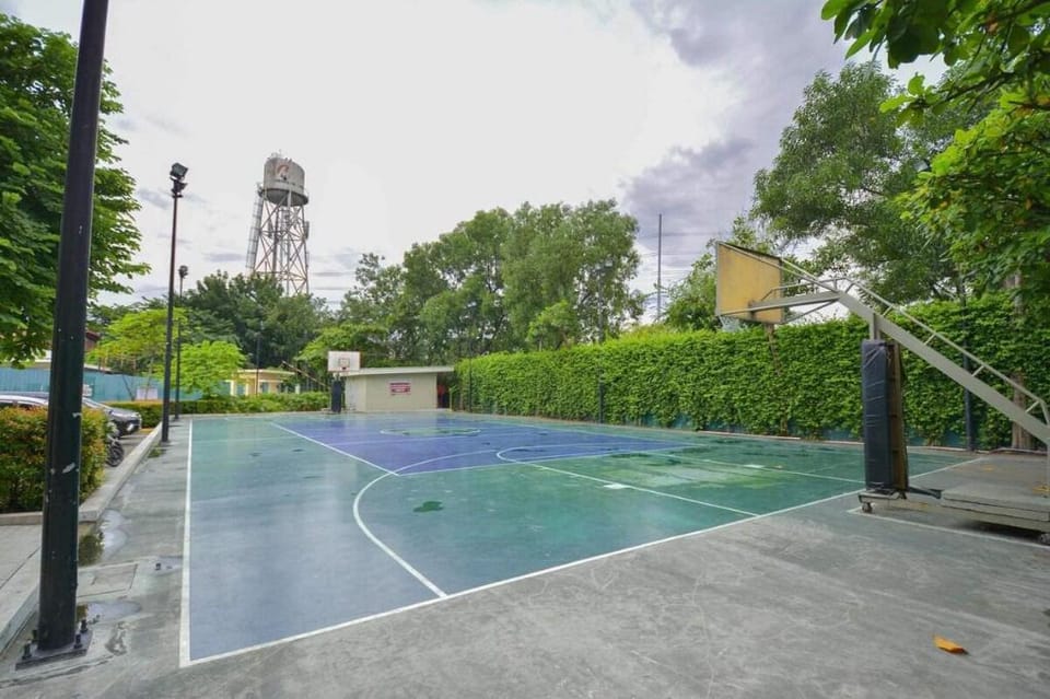 Stylish Private Suite near BGC Vacation rental in Pasig