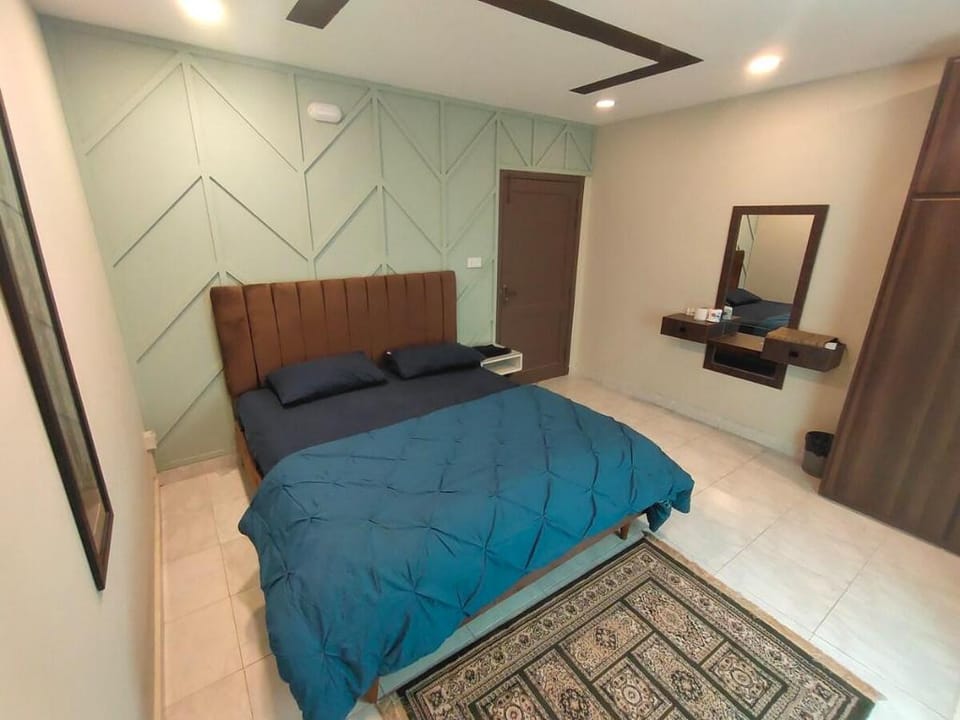 Luxurious & Cozy 1BHK Apartment, Wi-Fi+Smart TV Apartment in Islamabad