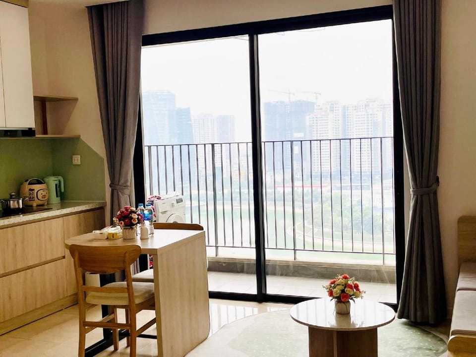 Luna's House #Studio Vinhomes D'.Capitale Apartment in Laos