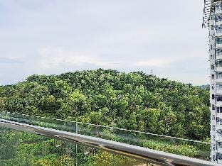 Dwiputra Putrajaya 6 + 1 PAX Suite with Big Pool Apartment in Putrajaya