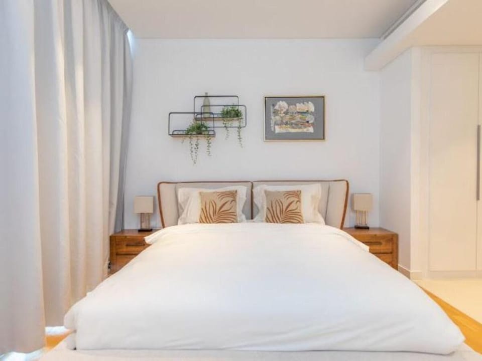 Luxurious 3 Bedroom Apartment in Bluewaters Island Vacation rental in Dubai
