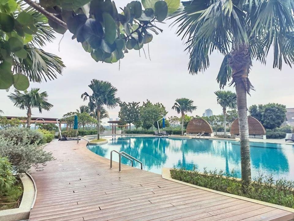Almas Suites Modern Studio Netflix 100mbps By STAY Vacation rental in Johor