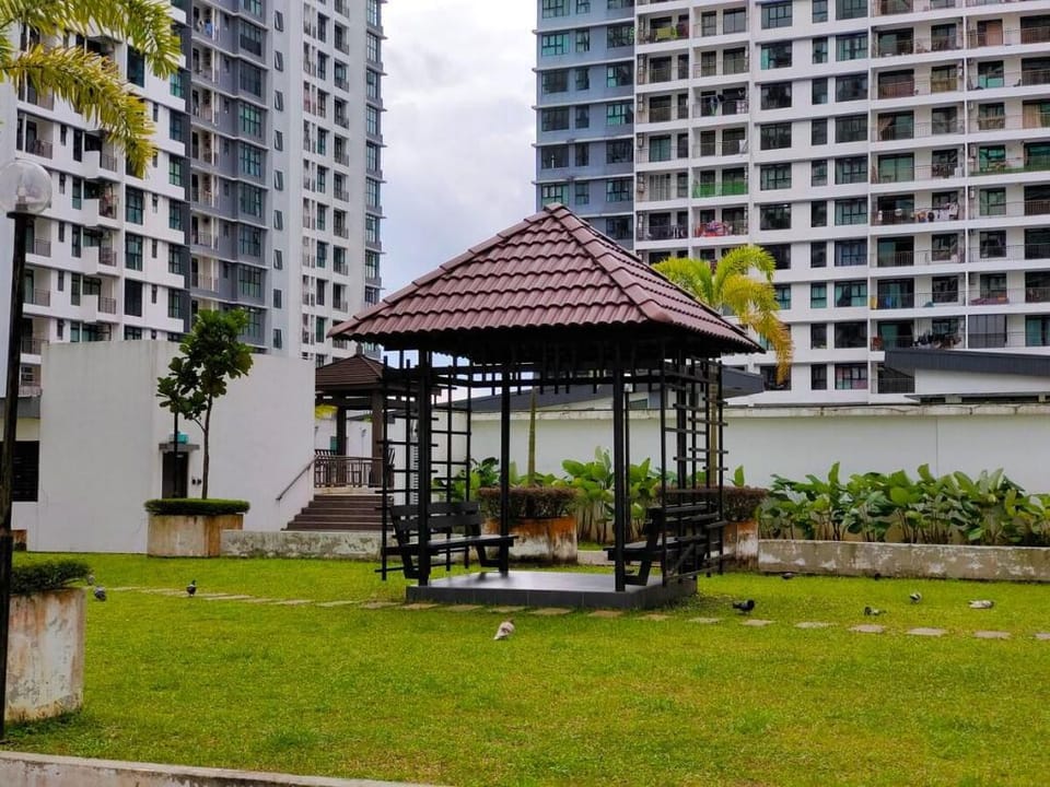 B0505 The Garden Residences wifiNetflix By STAY Vacation rental in Johor Bahru