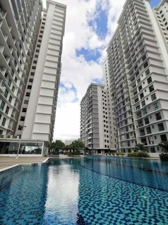 B2004 Platino 4Bedroom Netflix Paradigm Mall STAY Vacation rental in Johor Bahru