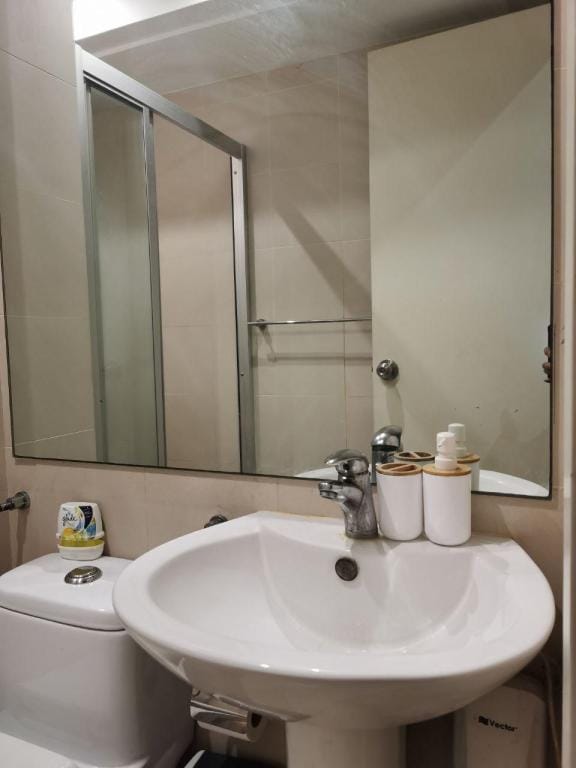 Elite Pod at Knightsbridge Makati Apartment in Makati