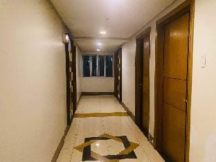 Morgan Suite BGC  a1BR balcony  near Venice Mall Apartment in Makati