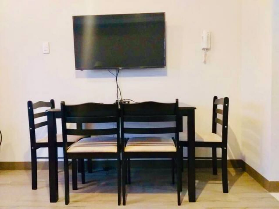Love City Entire Place Condominium Apartment in Pasig