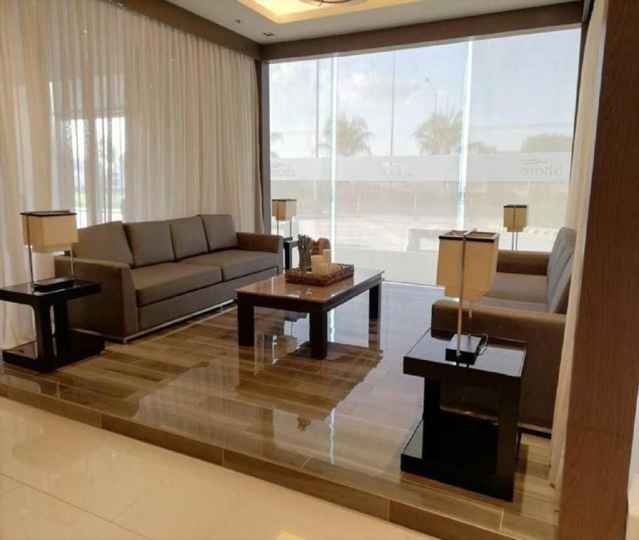 Airport /moa / US Embassy Nearby Condo At shore  Apartment in Pasay
